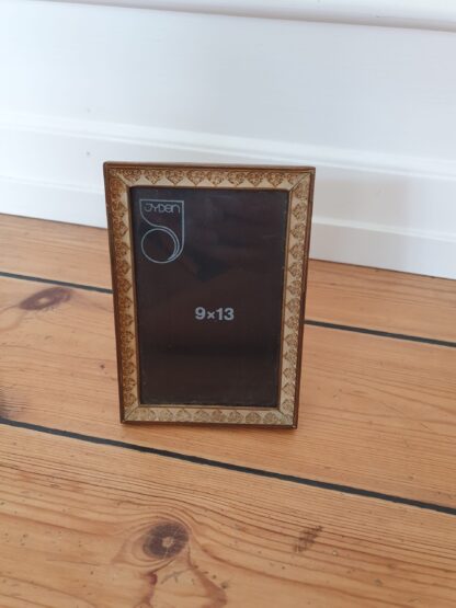 H 13 cm, B 9 cm