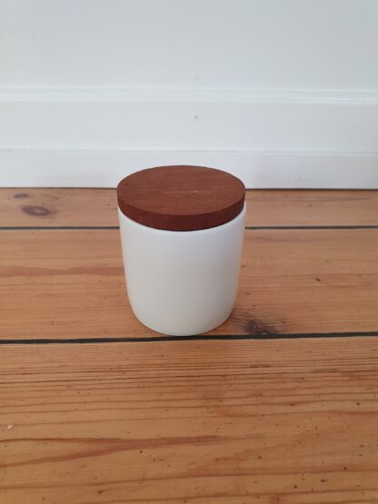 Skål med teak låg