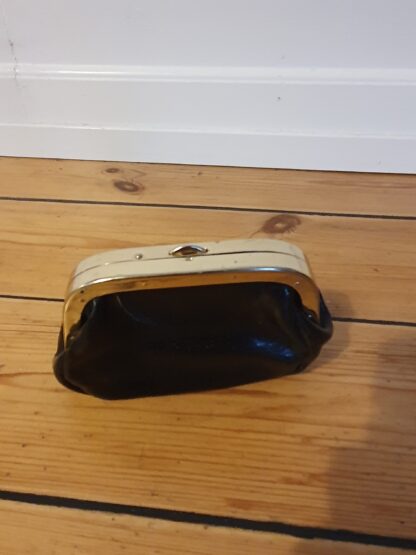 Retro pung i sort læder - Image 2