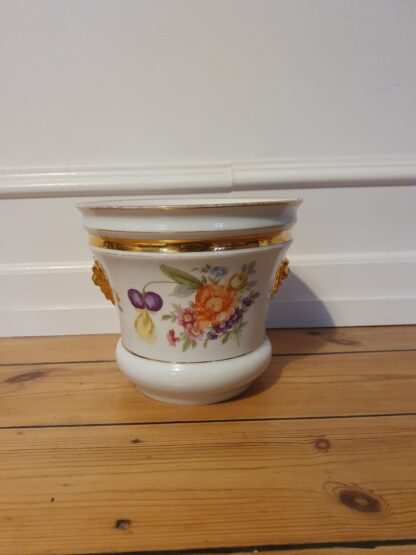 Urtepotte med blomstermotiv