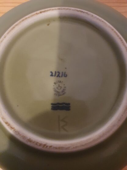 Celadon glaseret skål med pelikan - Image 3