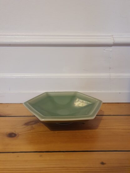 Celadon glaseret skål, Royal Copenhagen