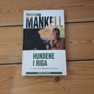 Hundene i Riga, Henning Mankell