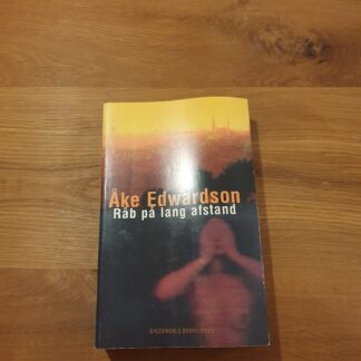 Råb på lang afstand - Åke Edwardson