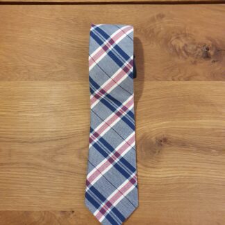 Skotskternet slips fra Tommy Hilfiger