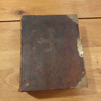 Stor bibel i læder