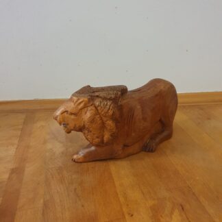 Vintage løve i træ