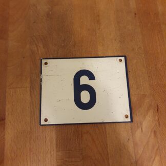 Vintage emaljeskilt nr 6/9