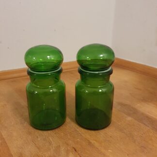 Grønt vintage glas med låg