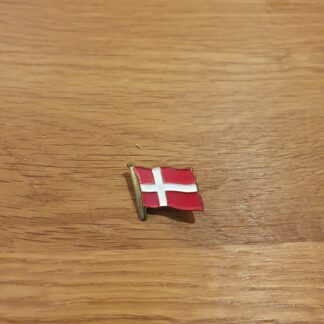 Vintage broche af dansk flag