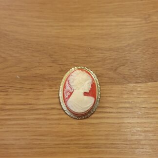 Vintage broche med ansigt