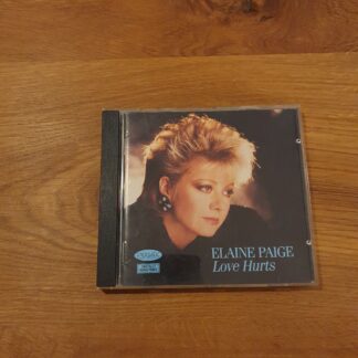 Elaine Paige - Love Hurts