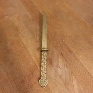 Vintage brevåbner i messing