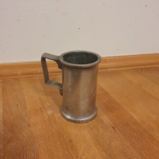 Tin krus, H 9 cm, B 8 cm