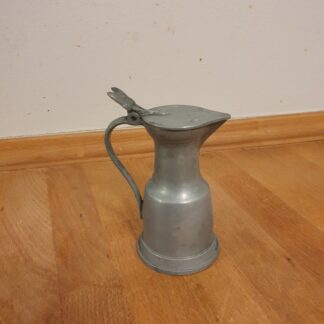 Tin kande, H 10 cm, B 8 cm