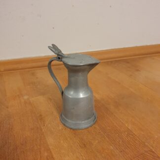 Tin kande, H 10,5 cm, B 8 cm
