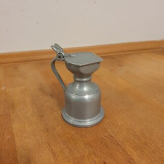 Tin kande, H 9,5 cm, B 7 cm