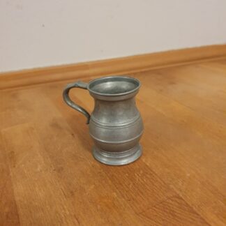Tin kande, H 6,5 cm, B 7 cm