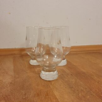 3 styks vandglas