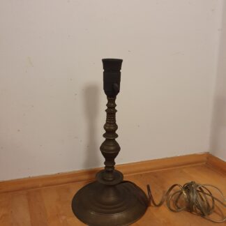 Bordlampe i messing