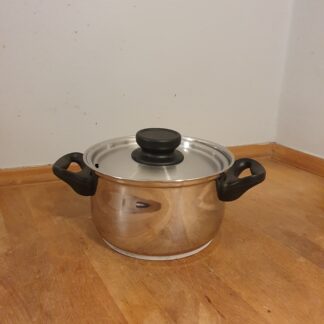 Raadvad gryde med låg