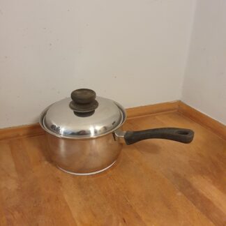 Raadvad gryde med låg