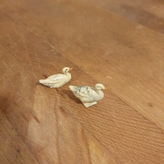 2 hvide ænder, L 3 cm