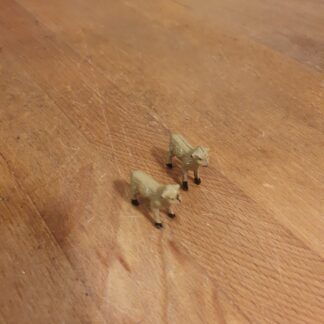 2 får, L 3 cm, H 2,5 cm