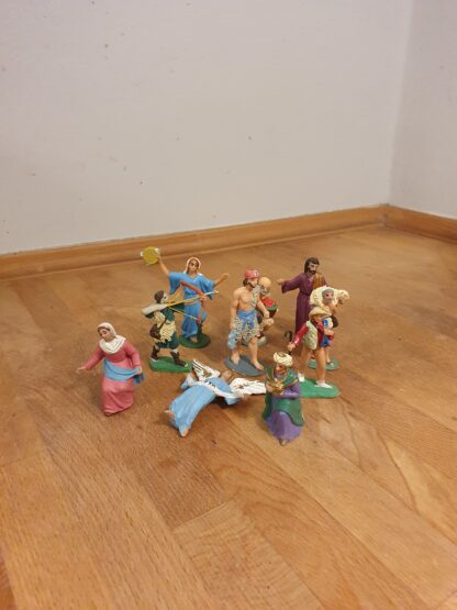 10 styks plastik figurer fra 70'erne