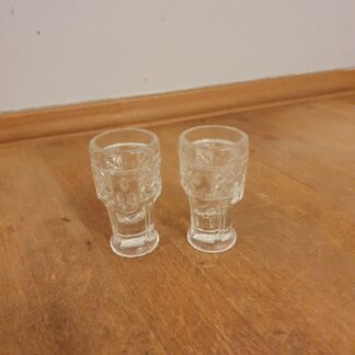 2 styks vintage glas med slibninger