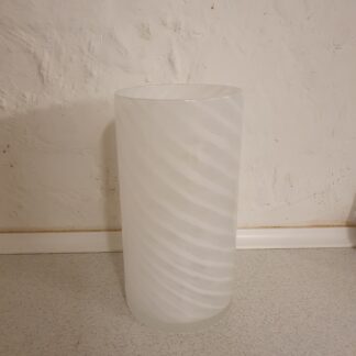Glas vase med striber