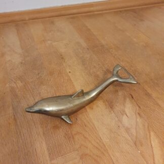 Delfin oplukker i messing