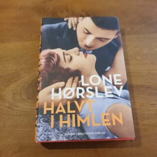 Halvt i himlen - Lone Hørslev