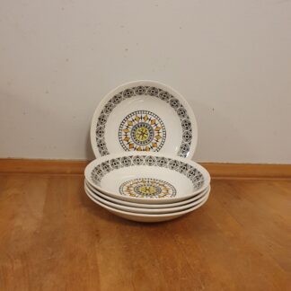 Dybtallerken fra Ironstone Broadhurst