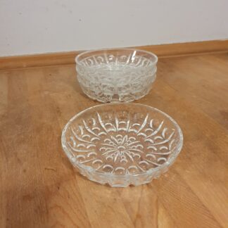4 styks glasskåle med slibninger
