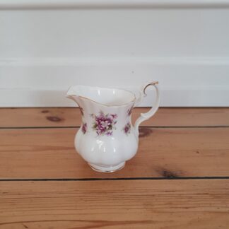 Flødekande, Royal Albert Sweet Violets