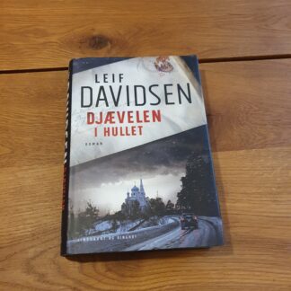 Djævelen i hullet - Leif Davidsen