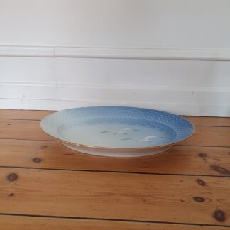 Mågefad med guldkant