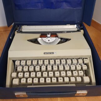 Retro skrivemaskine, Antares Capri