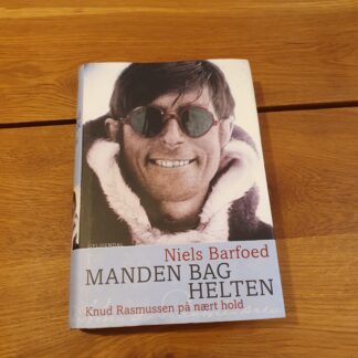 Manden bag helten