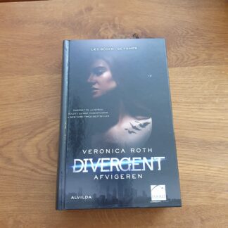 Divergent afgiveren - Veronica Roth