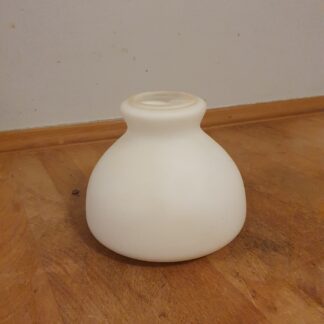 Lampeskærm i hvidt glas