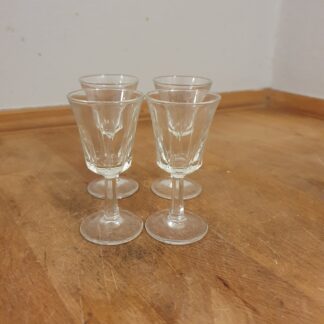 4 stk snapseglas med slibninger
