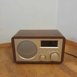 International Receiver Company IKR1240 DAB