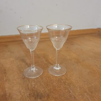 2 stk snapseglas med guldkant