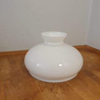 Lampeskærm i hvidt glas