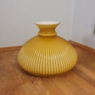 Gul lampeskærm i glas