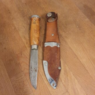 Kniv med kompas og etui