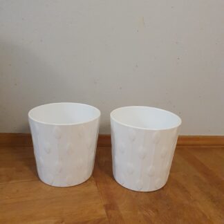2 stk urtepotter fra Ikea