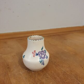 Poolp England vase